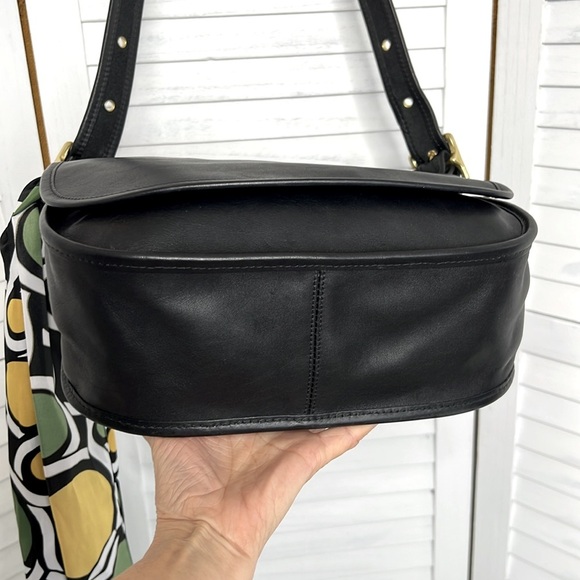 COACH Vintage Black Glove Tan Leather Patricia Legacy Flap bag Retro 90's 9951 - Picture 6 of 15